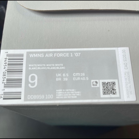 Brand New Nike Air Force 1s with original box - Picture 3 of 4